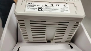Modulo di uscita digitale ABB DO810 24 V CC